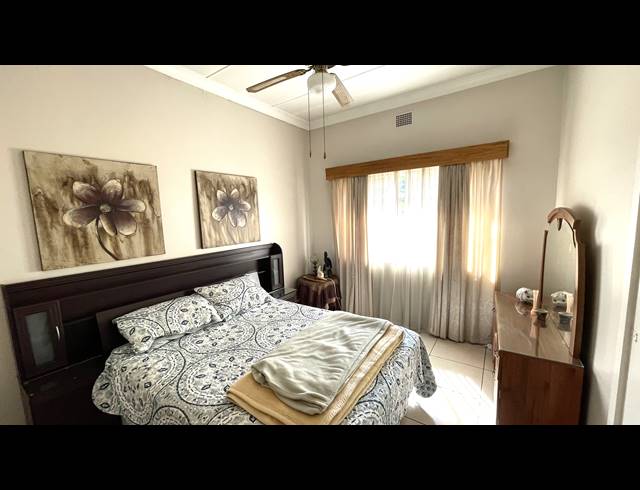 3 BEDROOM HOUSE FOR SALE IN LYTTELTON MANOR